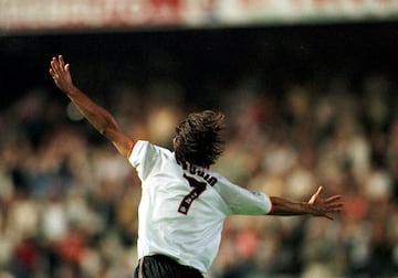 Valencia y Real Madrid se enfrentaron en Mestalla en un partido inolvidable para la afición che. 6-0 ganó el Valencia en la ida haciendo de la vuelta un trámite donde ganó el Real Madrid, 2-1.