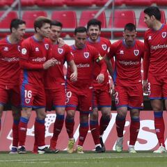 El Numancia endosa una manita al último clasificado