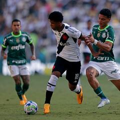 Richard Ríos, de los mejores en Palmeiras en su debut como titular