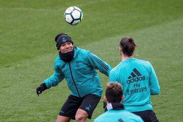 Marcelo reaparece muy activo en el entrenamiento del Madrid