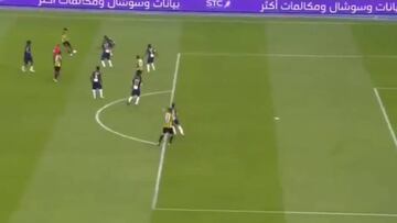 El gran pase de gol de Villanueva que festejó Sierra en Arabia