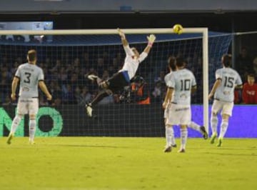Celta de Vigo-Barcelona. 0-2. Yoel en el segundo gol de Cesc Fábregas.