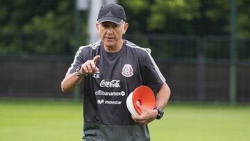 Foto durante el primer entrenamiento de la Seleccion Mexicana de Futbol en Rusia, desde las instalaciones del Dynamo de Kiev.