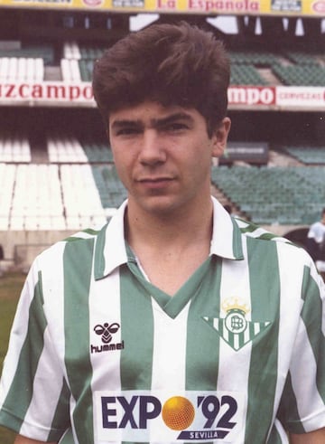 Delantero del Betis durante la temporada 88/89.