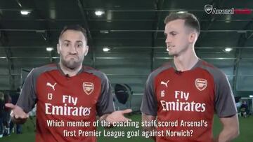 David Ospina muestra su lado c車mico en Arsenal
