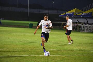 El camino a Qatar comienza con el partido frente a Venezuela en el Metropolitano de Barranquilla (6:30 p.m.) y finaliza el 22 de marzo de 2022 contra el mismo rival, pero de visitante. La banda de Falcao, James y compañía se ilusiona con clasificar a Colombia a su tercer Mundial consecutivo luego de Brasil 2014 y Rusia 2018.