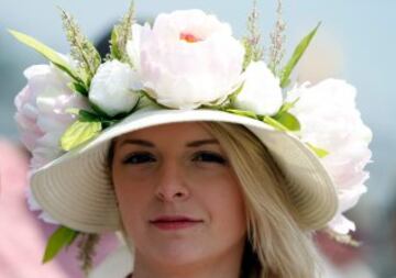 Los sombreros m¨¢s extravagantes de la Kentucky Derby
