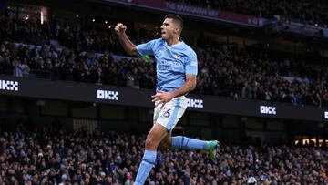 Manchester (United Kingdom), 30/12/2023.- Rodri of Manchester City celebrates scoring the 1-0 goal during the English Premier League soccer match between Manchester City and Sheffield United in Manchester, Britain, 30 December 2023. (Reino Unido) EFE/EPA/ADAM VAUGHAN EDITORIAL USE ONLY. No use with unauthorized audio, video, data, fixture lists, club/league logos or 'live' services. Online in-match use limited to 120 images, no video emulation. No use in betting, games or single club/league/player publications.