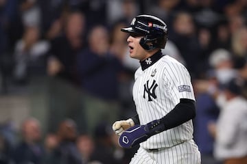 NEW YORK, NEW YORK - OCTOBER 30: Anthony Volpe #11 of the New York Yankees scores on a single by Alex Verdugo #24 during the second inning of Game Five of the 2024 World Series against the Los Angeles Dodgers at Yankee Stadium on October 30, 2024 in the Bronx borough of New York City.   Elsa/Getty Images/AFP (Photo by ELSA / GETTY IMAGES NORTH AMERICA / Getty Images via AFP)