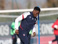 Se estanca la renovación de Jhon Lucumí en Bologna