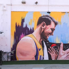 Jeanie Buss reveals what Kobe Bryant told her the last time she saw him