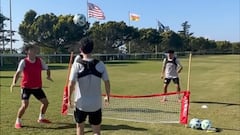 Zidane Yañez lleva pocos días en el primer equipo del City y hace esto: los compañeros reaccionaron