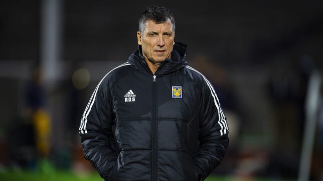 “Sería un honor dirigir Chivas”