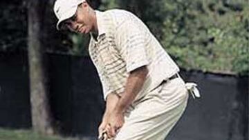 <b>REFERENTE. </b>Tiger Woods no hace un bogey desde el jueves.