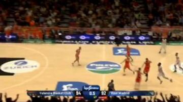 Triple desde 21 metros de Sergio Llull a 1,3 segundos del final.