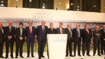 <b>JUNTA DIRECTIVA. </b> Florentino presentó a sus compañeros de viaje.