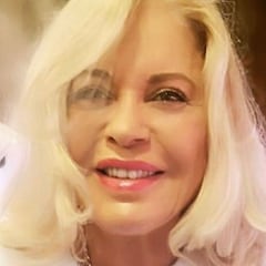 Bárbara Rey, ingresada de urgencia tras superar la COVID-19