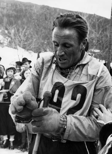 Entre el 19 y el 23 de febrero de 1931, Mürren alberga el primer campeonato mundial de esquí alpino de la FIS. Con Suiza como potencia emergente – David Zogg se corona en eslalon y Esme Mackinnon se lleva el doble triunfo femenino, nace una competición con visión global que marcó un antes y un después en la historia del deporte blanco.