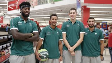 De izquierda a derecha: Lessort, Roberts, Witljer y Jaime Fernández.