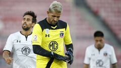 Futbol, Palestino vs Colo Colo
 Tercera fecha, campeonato nacional 2018
 El arquero de Colo Colo Agustin Orion, centro, abandona la cancha tras el partido de primera division contra Palestino disputado en el estadio Nacional De Santiago, Chile.
 17/02/2018
 Andres Pina/Photosport
 
 Football, Palestino vs Colo Colo
 Third date, National Championship 2018
 Colo Colo&#039;s goalkeeper Agustin Orion, center, leaves the field after the first division football match against Palestino at the National stadium in Santiago, Chile.
 17/02/2018
 Andres Pina/Photosport