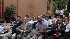 El sevillismo a Kanouté: "No te vayas, por favor"