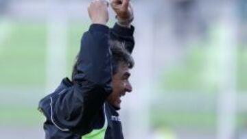 Todo fue felicidad para el DT en el Bicentenario Elías Figueroa.