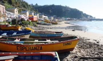 Fútbol tras el Tsunami en Caleta Tumbes