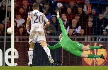 BASILEA 2-2 TOTTENHAM El guardameta Friedel en un momento del partido.