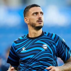 De poder ser delantero de Champions League a descender a Segunda como estrella