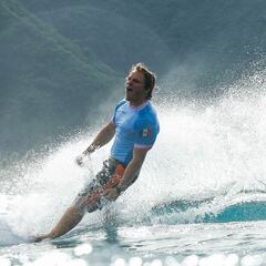 Alan Cleland se convierte en el primer mexicano campeón del US Open de Surf