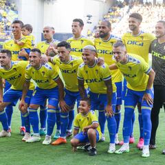 Aprobados y suspensos del Cádiz: estreno con victoria y buena imagen