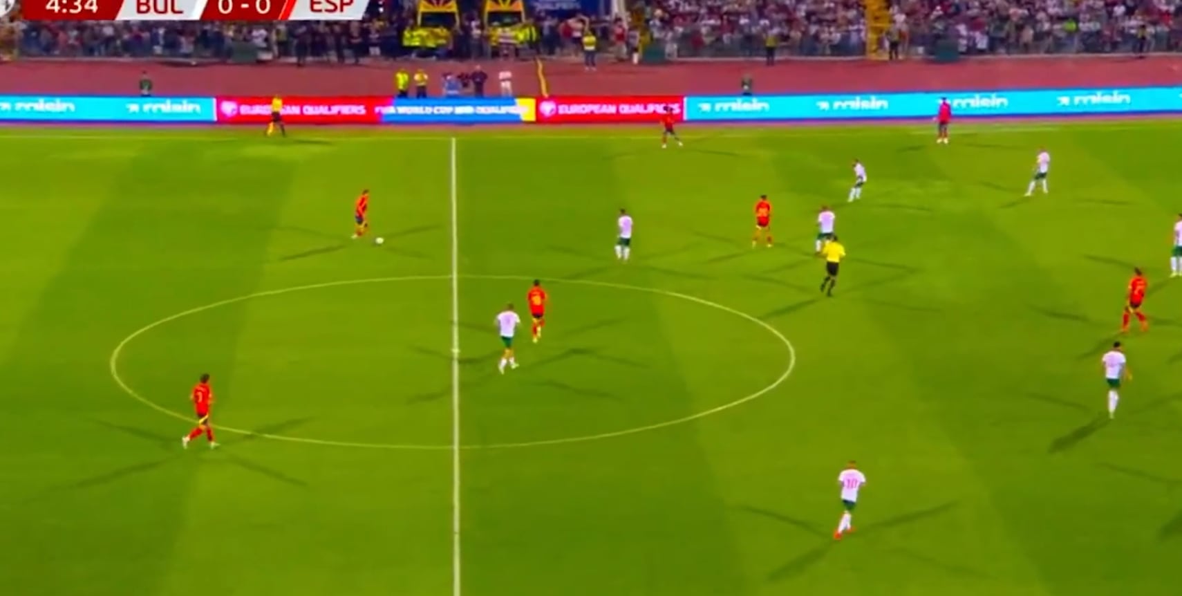 ¡Tenemos central para 15 años! Lo de Huijsen a Lamine Yamal en el 0-1 fue un escándalo