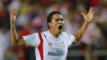 Carlos Bacca, delantero del Sevilla.