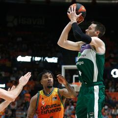 El Valencia entra en barrena