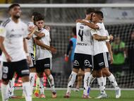 Futbol, Colo Colo vs Union La Calera
Fecha 3, Liga de Primera 2026.
Los jugadores de Colo Colo celebran el triunfo contra Union La Calera tras un partido de la liga de primera disputado en el estadio Monumental en Santiago, Chile.
15/02/2026
Felipe Zanca/Photosport
Football, Colo Colo vs Union La Calera
3tst turn, 2026 First division league.
Colo Colo Õs players celebrate the victory against Union La Calera after a first division league match at the Monumental stadium in Santiago, Chile.
15/02/2026
Felipe Zanca/Photosport