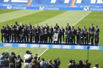 Las plantillas del Real Madrid en la presentación del acuerdo con Telefónica