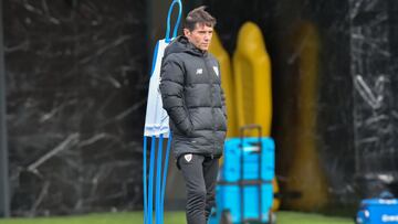 12/03/21 ENTRENAMIENTO ATHLETIC DE BILBAO 
 MARCELINO