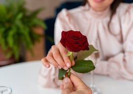 Una rosa que dura para siempre y otros regalos originales para ellas por San Valentín