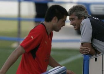 Manuel Pellegrini no utilizó más a Riquelme en Villarreal el 2007. LA decisión despertó muchos problemas.
