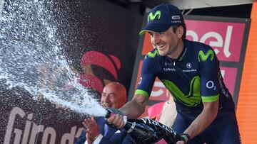 MEO101. Peschici (Italy), 13/05/2017.- Spanish rider Gorka Izagirre of Movistar celebrates on the podium after winning the eighth stage of the 100th Giro d&#039;Italia cycling race, over 189 km from Molfetta to Peschici, Italy, 13 May 2017. (Ciclismo, Italia) EFE/EPA/ALESSANDRO DI MEO