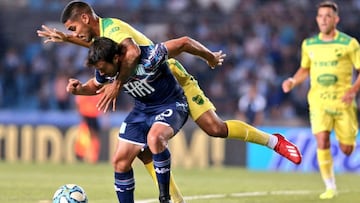 Racing empató y no pudo alcanzar a Boca y Argentinos en el liderato