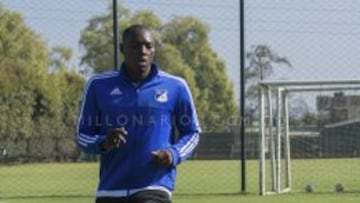 El volante de marca llegó proveniente del DIM.