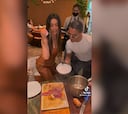 Marta Díaz y Reguilón van al restaurante de Salt Bae y les sorprende con un peculiar regalo