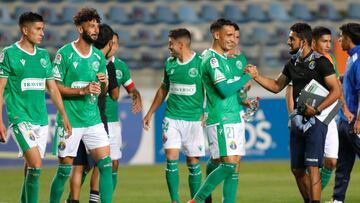 Audax Italiano vs Palestino, Fecha 6, Campeonato Nacional 2022.

El equipo de Audax Italiano deja la cancha después del partido de primera division frente a Palestino realizado en el Estadio El Teniente de Rancagua, Chile.
13/3/2022
Jorge Loyola/Photosport
 
Audax Italiano vs Palestino, sixth date, 2022 National Championship.

Audax Italiano’s team leaves the pitch after the first division match held at the El Teniente stadium
Rancagua, Chile.
13/3/2022
Jorge Loyola/Photosport
 
Audax Italiano vs Palestino, sixth date, 2022 National Championship.