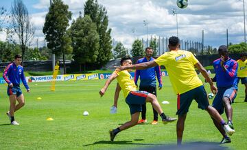 La Selección Colombia entrena en Bogotá pensando en el amistoso del domingo contra Perú. 