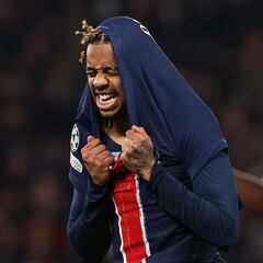 ¡Baño del PSG, golpe del Liverpool!