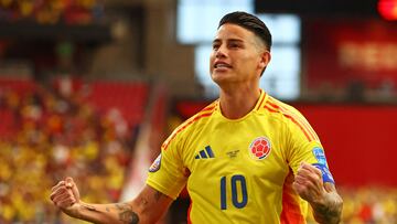 Jul 6, 2024; Glendale, AZ, USA; Panama midfielder Edgar Barcenas (10) celebrates scoring a goal during the first half against the Panama in the Copa America Quarterfinal at State Farm Stadium. Mandatory Credit: Mark J. Rebilas-USA TODAY Sports