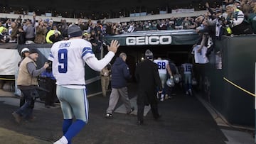 PHILADELPHIA, PA - JANUARY 1: Tony Romo #9 of the Dallas Cowboys waves to the fans after the game against the Philadelphia Eagles at Lincoln Financial Field on January 1, 2017 in Philadelphia, Pennsylvania. The Eagles defeated the Cowboys 27-13.   Mitchell Leff/Getty Images/AFP
 == FOR NEWSPAPERS, INTERNET, TELCOS &amp; TELEVISION USE ONLY ==