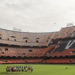 El Valencia saca 9.000 entradas más para el duelo ante el Real Madrid