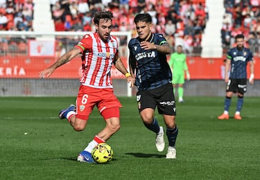 Aprobados y suspensos del Ceuta: Rubi neutraliza al Superferry